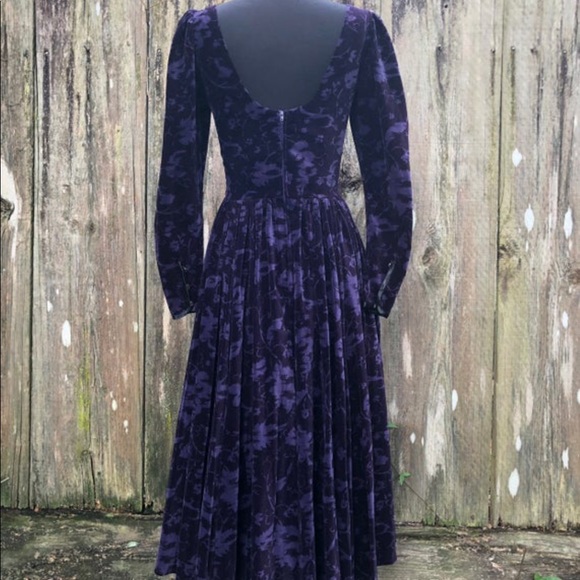 Vintage Laura Ashley Purple Velvet Dress - Picture 6 of 8